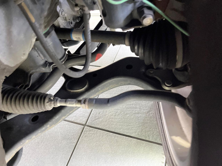 2018 Toyota Alphard DBA-AGH30W (UW-6a2f6bb0ed1c8)[27]