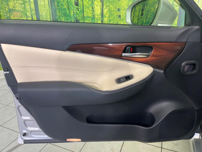 2013 Toyota Crown Hybrid DAA-AWS210 (UW-6a2f6bc1b88ab)[21]