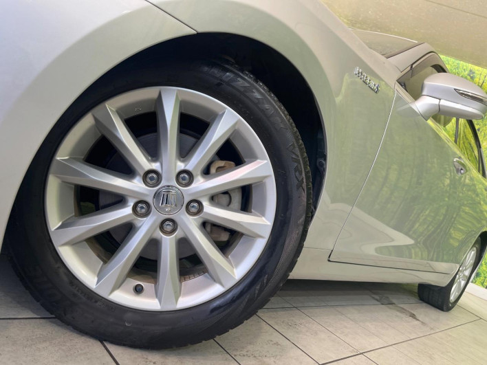 2013 Toyota Crown Hybrid DAA-AWS210 (UW-6a2f6bc1b88ab)[6]