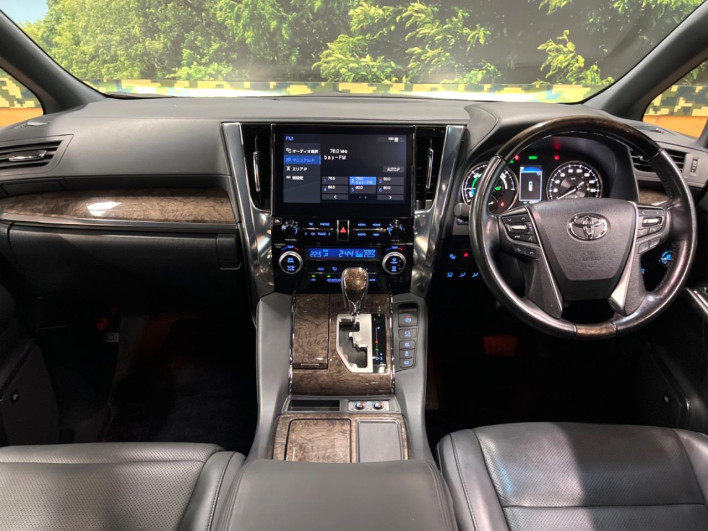 2022 Toyota Alphard Hybrid 6AA-AYH30W (UW-6a2f6bce980d6)[23]