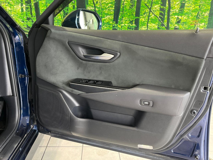 2019 Toyota Crown Hybrid 6AA-AZSH20 (UW-6a2f6bd104962)[29]