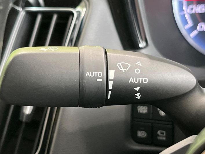 2019 Toyota Crown Hybrid 6AA-AZSH20 (UW-6a2f6bd104962)[18]