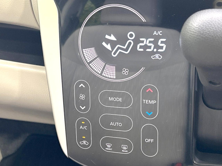 2013 Mitsubishi eK Wagon DBA-B11W (UW-6a2f6bd543922)[6]