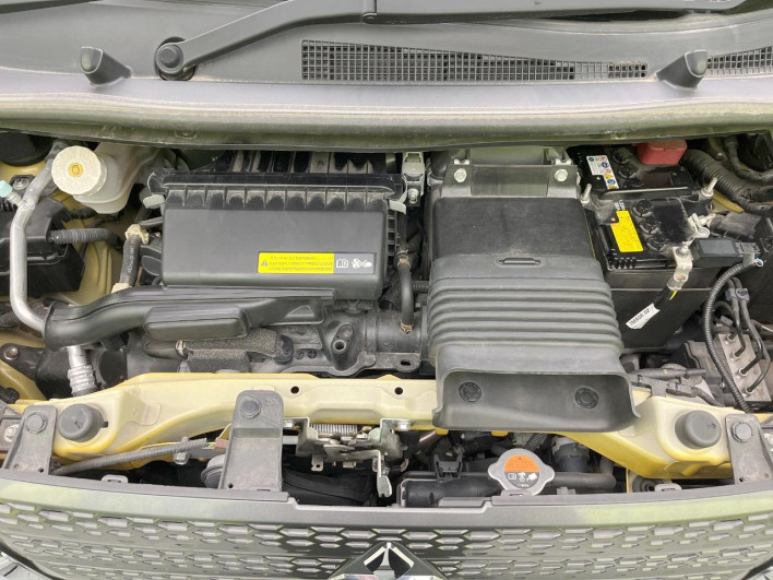 2019 Mitsubishi eK Cross 4AA-B35W (UW-6a2f6be1e9f8f)[4]
