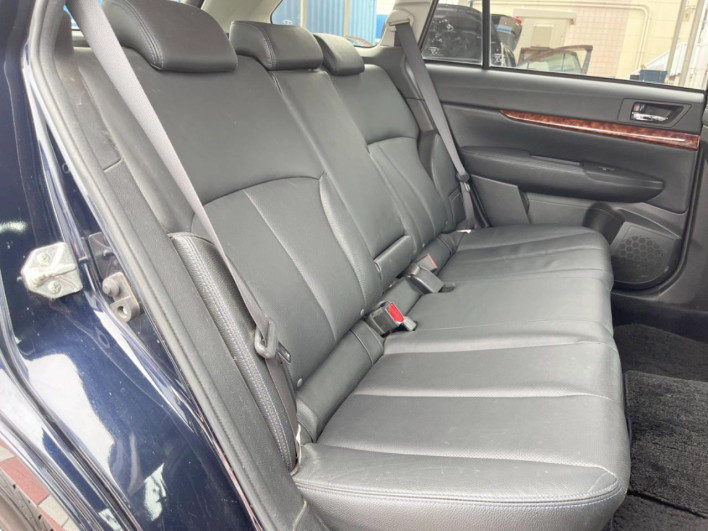 2012 Subaru Legacy Touring Wagon DBA-BRG (UW-6a2f6bf49fef9)[28]