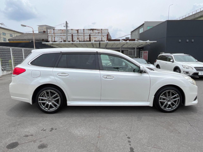 2012 Subaru Legacy Touring Wagon DBA-BRM (UW-6a2f6bf4ab740)[6]