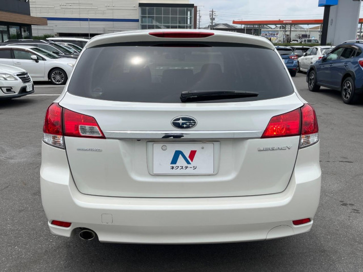 2012 Subaru Legacy Touring Wagon DBA-BRM (UW-6a2f6bf4ab740)[8]