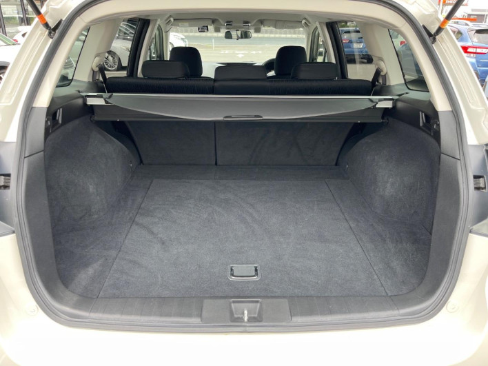 2012 Subaru Legacy Touring Wagon DBA-BRM (UW-6a2f6bf4ab740)[24]