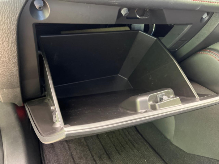 2015 Mazda Demio LDA-DJ5FS (UW-6a2f6bfe8d7e3)[9]