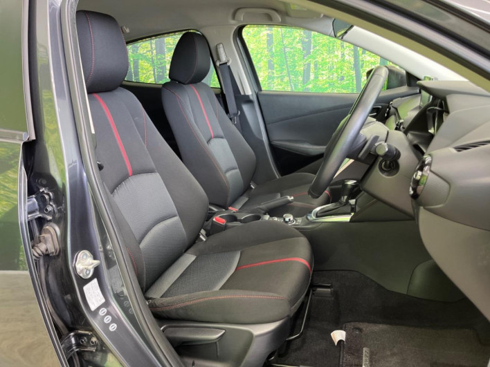 2015 Mazda Demio LDA-DJ5FS (UW-6a2f6bfe8d7e3)[17]