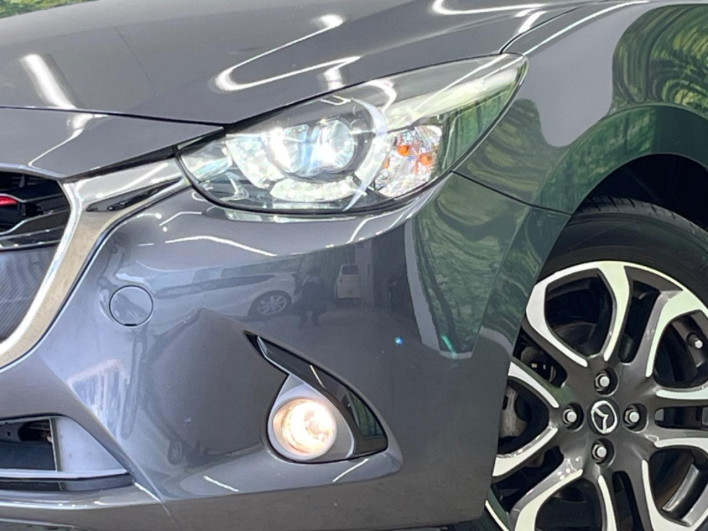 2015 Mazda Demio LDA-DJ5FS (UW-6a2f6bfe8d7e3)[19]