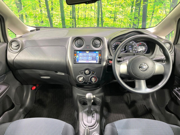 2013 Nissan Note DBA-E12 (UW-6a2f6c0458506)[20]