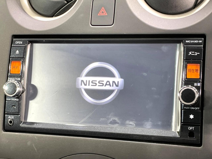 2013 Nissan Note DBA-E12 (UW-6a2f6c0458506)[11]