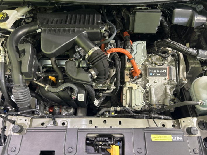 2022 Nissan Note 6AA-E13 (UW-6a2f6c0ac0037)[4]