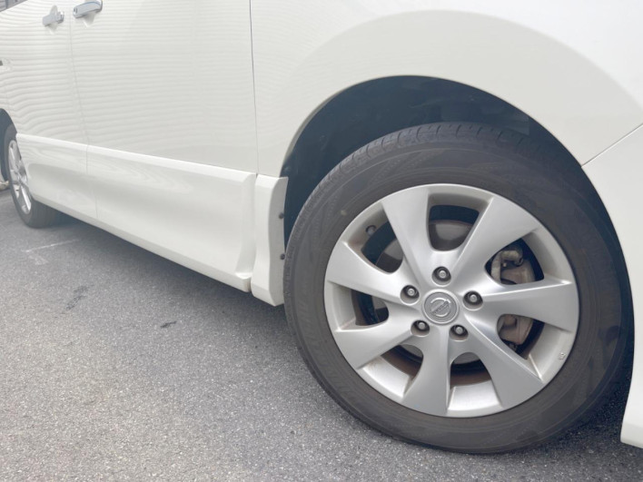 2011 Nissan Serena DBA-FC26 (UW-6a2f6c0c5d9e5)[8]