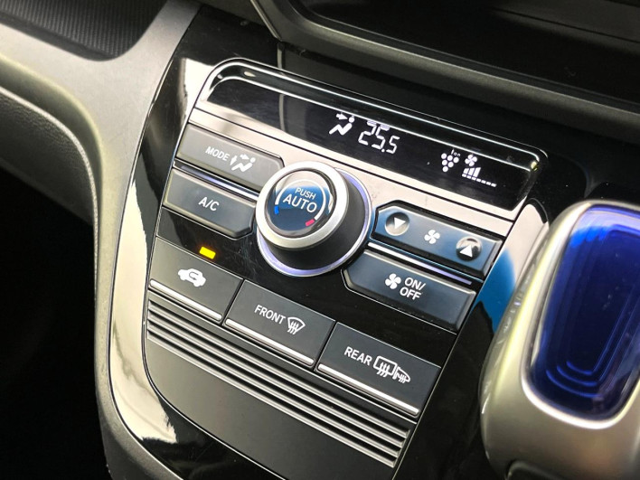2017 Honda Freed hybrid DAA-GB7 (UW-6a2f6c1404ad2)[22]