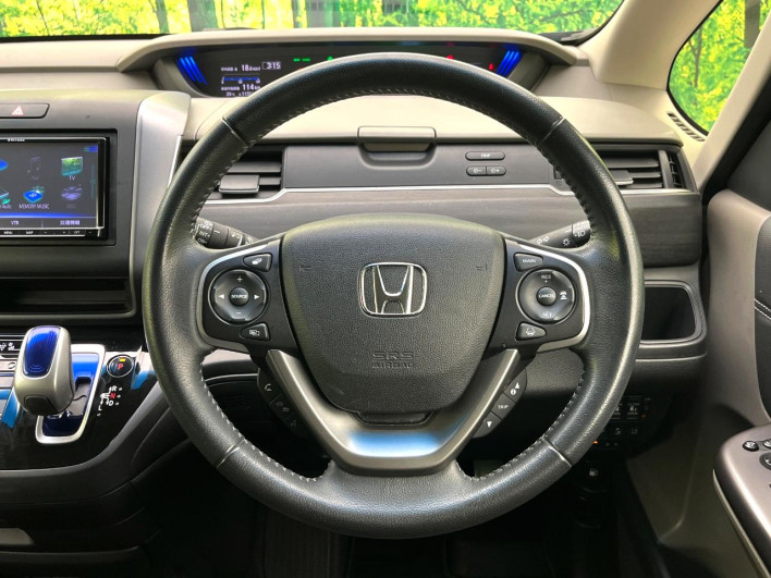 2017 Honda Freed hybrid DAA-GB7 (UW-6a2f6c1404ad2)[13]