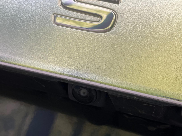 2016 Nissan Serena DAA-GFC27 (UW-6a2f6c1c8fec4)[4]
