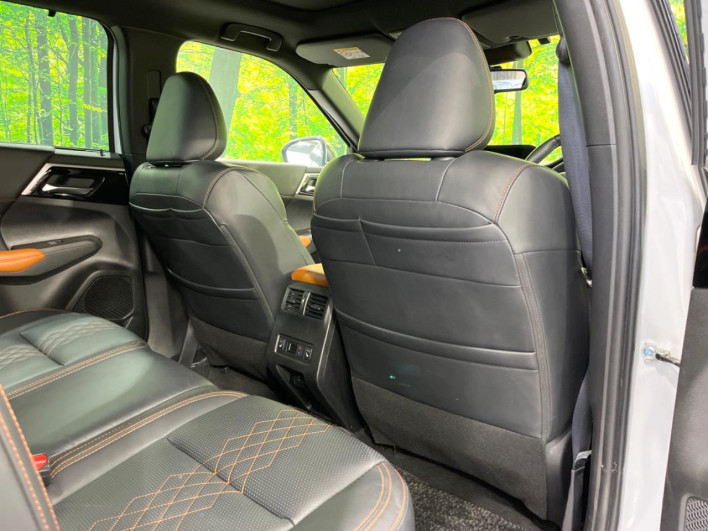 2022 Mitsubishi OUTLANDER PHEV 5LA-GN0W (UW-6a2f6c291eb18)[22]