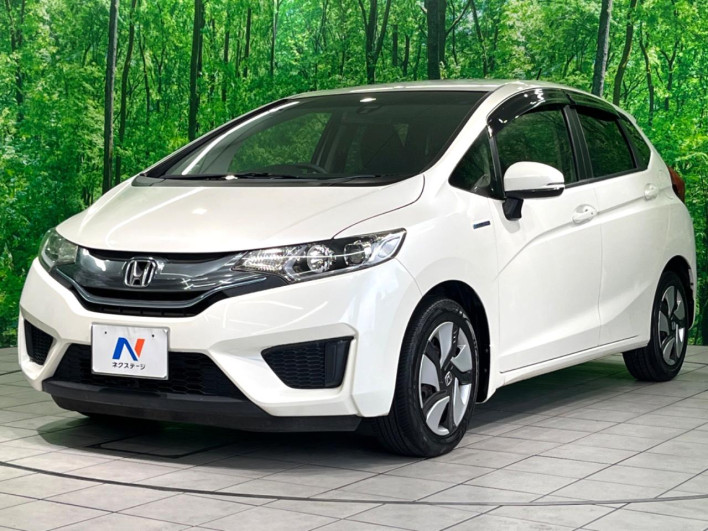 2014 Honda Fit Hybrid DAA-GP5 (UW-6a2f6c2b9fe8a)[4]