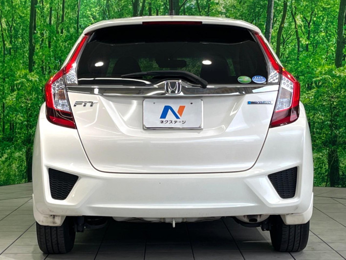 2014 Honda Fit Hybrid DAA-GP5 (UW-6a2f6c2b9fe8a)[8]