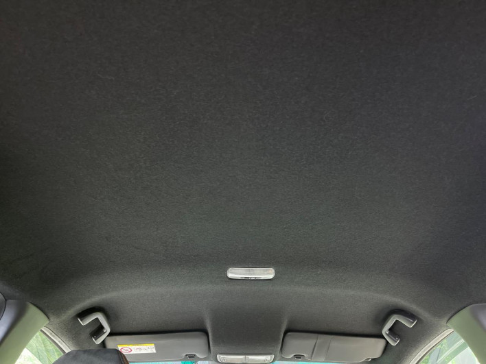 2017 Honda Fit Hybrid DAA-GP6 (UW-6a2f6c2c330fa)[6]