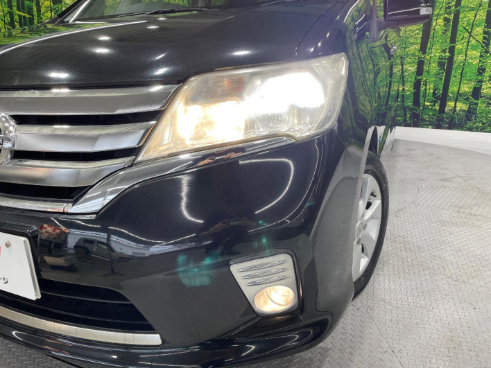 2013 Nissan Serena DAA-HFC26 (UW-6a2f6c438ba95)[5]