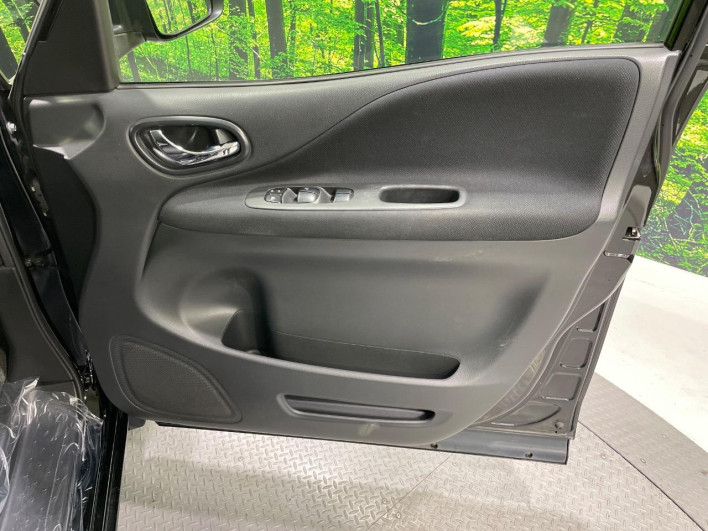 2013 Nissan Serena DAA-HFC26 (UW-6a2f6c438ba95)[29]
