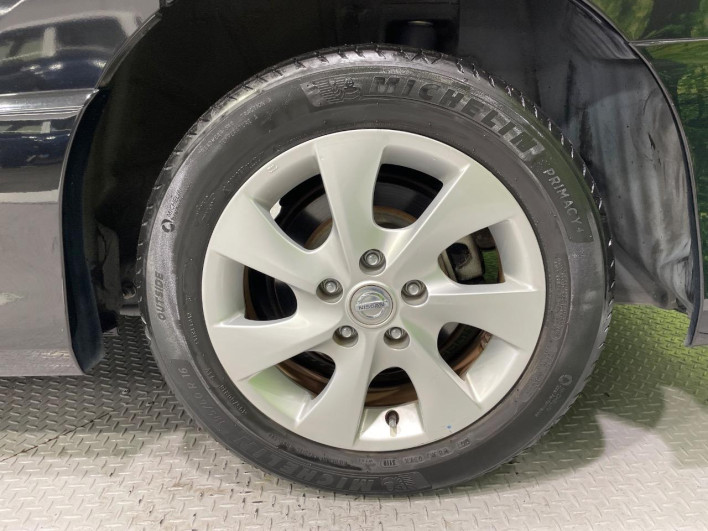 2013 Nissan Serena DAA-HFC26 (UW-6a2f6c438ba95)[11]