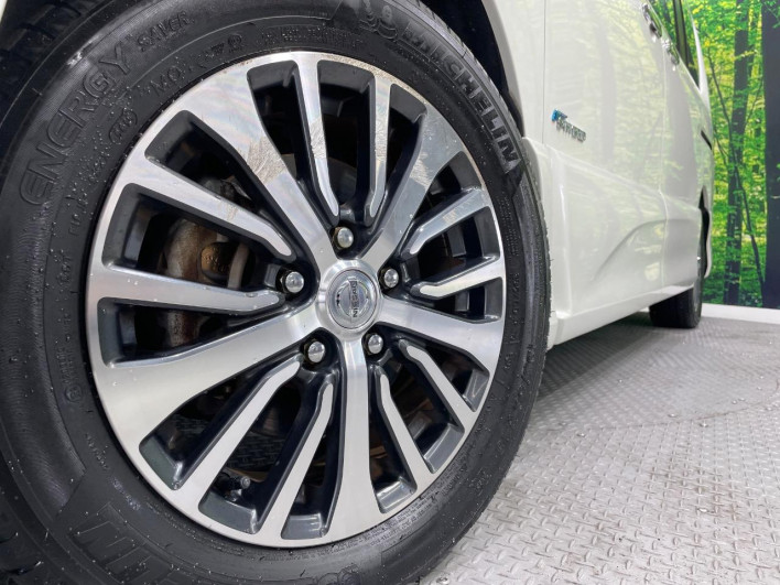 2015 Nissan Serena DAA-HFC26 (UW-6a2f6c4432f21)[6]