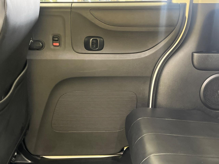 2013 Honda N-BOX DBA-JF1 (UW-6a2f6c54bfd88)[28]