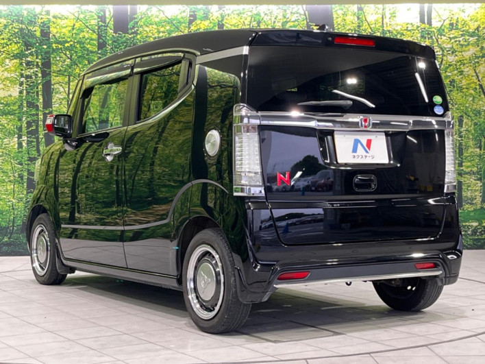 2014 Honda N-BOX Slash DBA-JF1 (UW-6a2f6c5a4f567)[14]