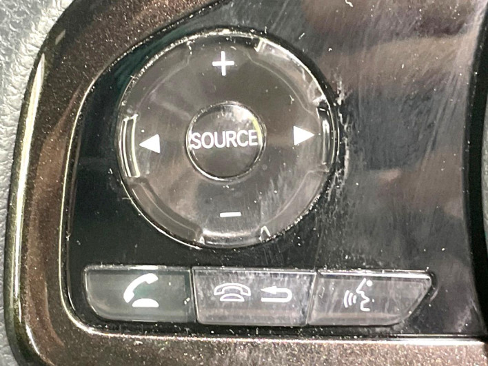 2019 Honda N-BOX CUSTOM DBA-JF3 (UW-6a2f6c5def6e7)[17]