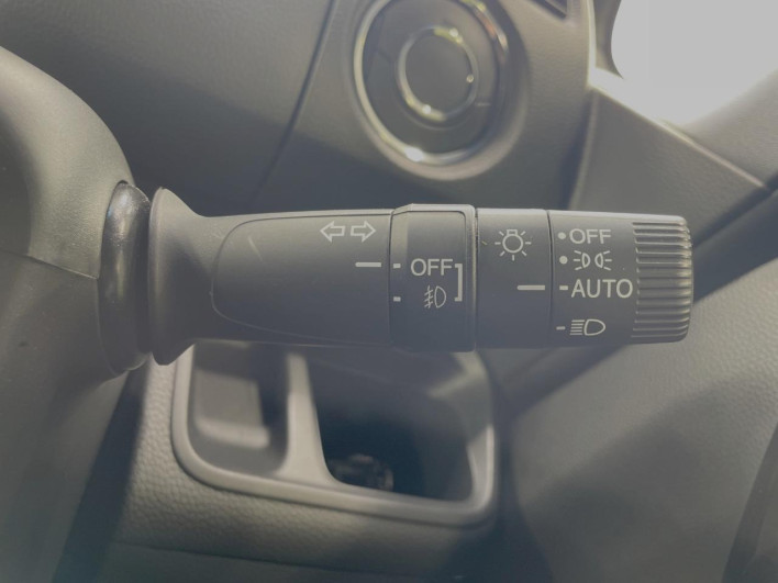 2022 Honda N-BOX CUSTOM 6BA-JF3 (UW-6a2f6c66783dd)[24]