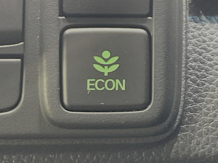 2022 Honda N-BOX CUSTOM 6BA-JF3 (UW-6a2f6c66783dd)[21]