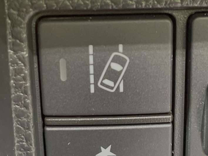 2022 Honda N-BOX CUSTOM 6BA-JF3 (UW-6a2f6c66783dd)[27]