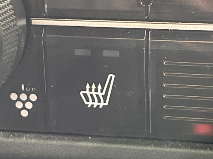 2021 Honda N-BOX CUSTOM 6BA-JF4 (UW-6a2f6c6899c76)[29]
