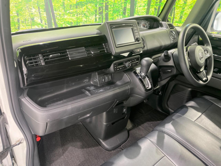 2021 Honda N-BOX CUSTOM 6BA-JF4 (UW-6a2f6c6899c76)[19]