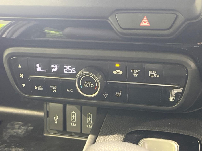 2021 Honda N-BOX CUSTOM 6BA-JF4 (UW-6a2f6c6899c76)[28]