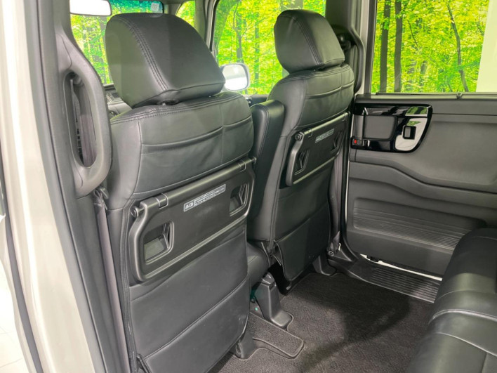 2021 Honda N-BOX CUSTOM 6BA-JF4 (UW-6a2f6c6899c76)[20]