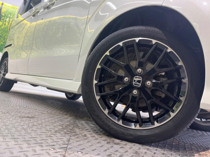 2021 Honda N-BOX CUSTOM 6BA-JF4 (UW-6a2f6c68f20ea)[5]