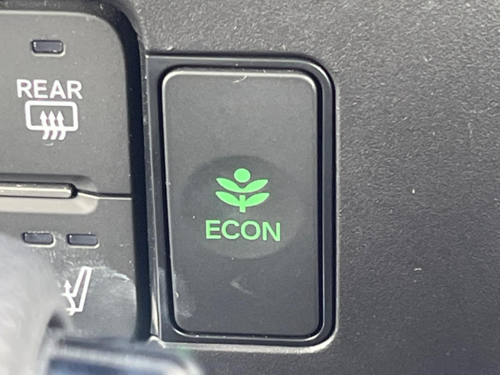 2023 Honda N-BOX CUSTOM 6BA-JF5 (UW-6a2f6c6a99a76)[20]