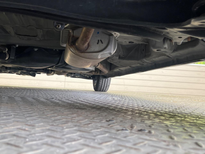2023 Honda N-BOX CUSTOM 6BA-JF5 (UW-6a2f6c6a99a76)[25]