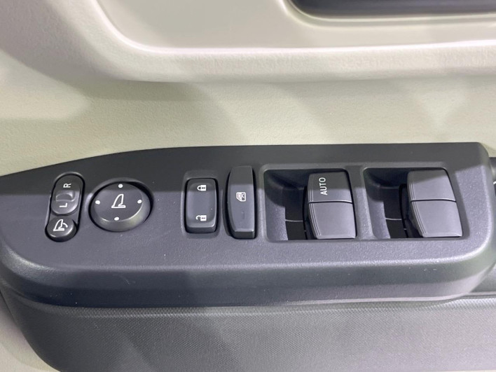 2024 Honda N-BOX 6BA-JF5 (UW-6a2f6c6d81a70)[23]