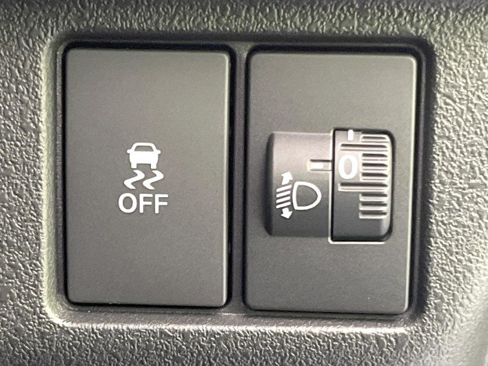 2025 Honda N-BOX CUSTOM 6BA-JF5 (UW-6a2f6c6eda2aa)[16]
