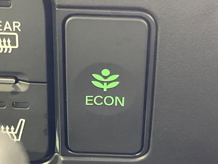 2025 Honda N-BOX CUSTOM 6BA-JF5 (UW-6a2f6c6eda2aa)[22]