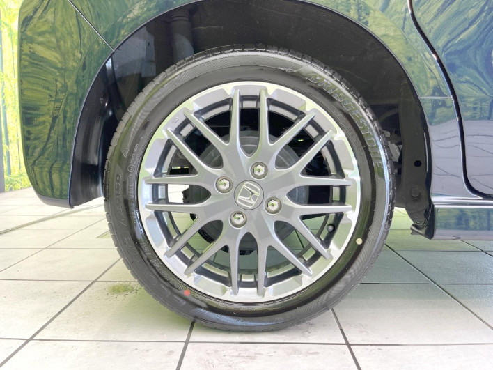 2024 Honda N-BOX CUSTOM 6BA-JF5 (UW-6a2f6c7137542)[15]