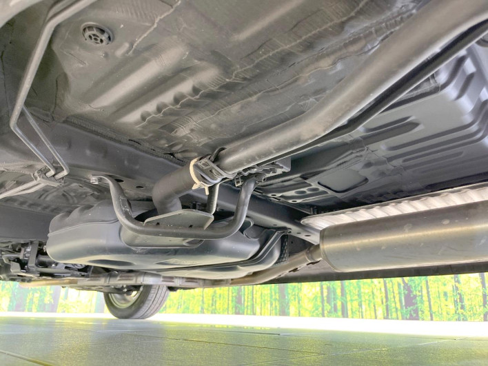 2024 Honda N-BOX CUSTOM 6BA-JF5 (UW-6a2f6c7137542)[22]