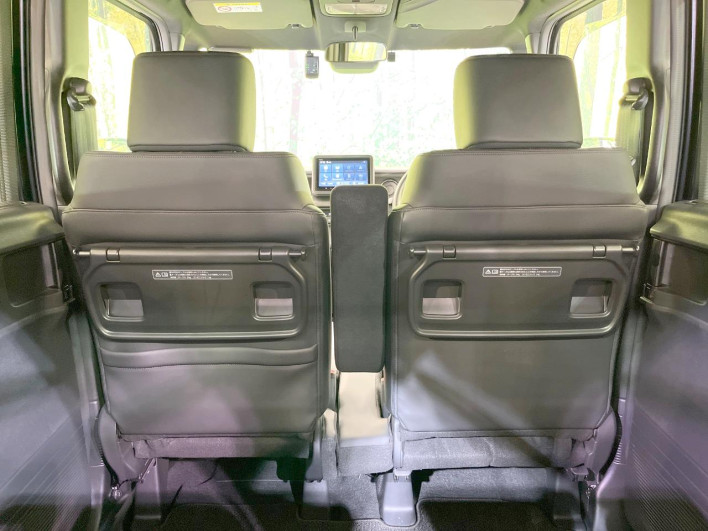 2024 Honda N-BOX CUSTOM 6BA-JF5 (UW-6a2f6c7137542)[24]