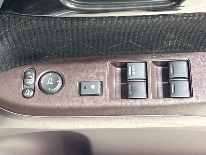2013 Honda N-ONE DBA-JG1 (UW-6a2f6c7416955)[5]